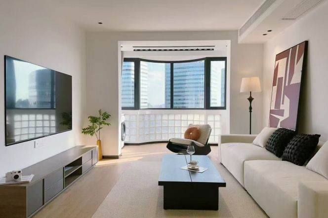 Modern 2brs with floor heating in central Zhong shan park