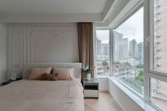 Modern 3brs with floor heating and balcony nearby west nan jing road CBD 