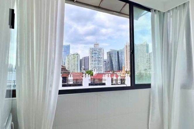 Nice 1BR w good view near West Nanjing rd 