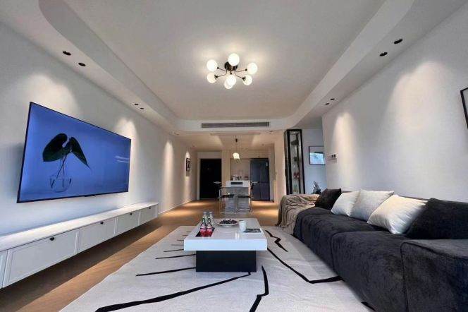 Modern 2brs with floor heating belonged to Xintiandi area,