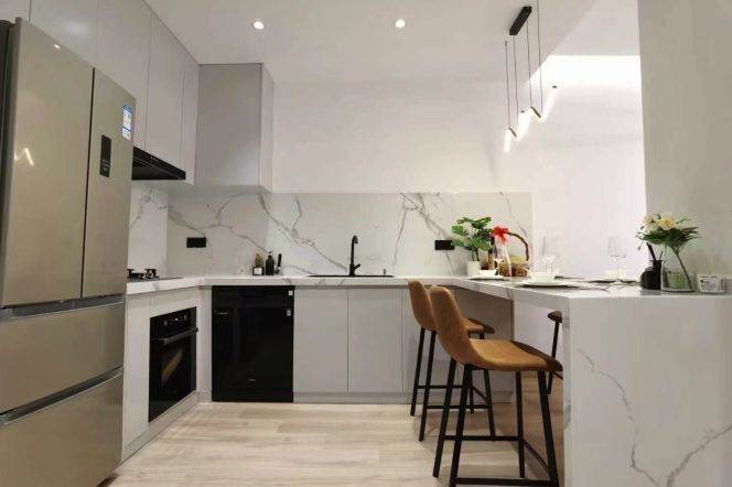 zhongshan park 2BR/big living room@L2/3/4