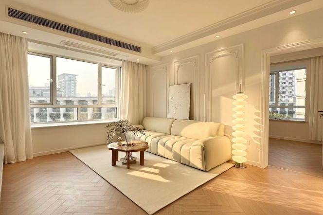 2 Brs, 1 Living room with Floor Heating/Central ac, 120 sqm @ Hongqiao metro L10