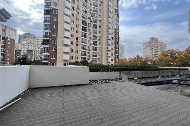 Terrace, 3br 2ba, near zhongshan park station L2/3/4