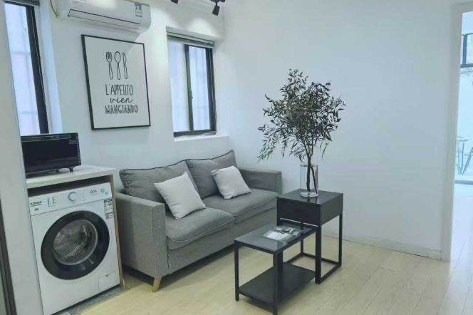 jiaotong uni 1BR/big yard @L10/11