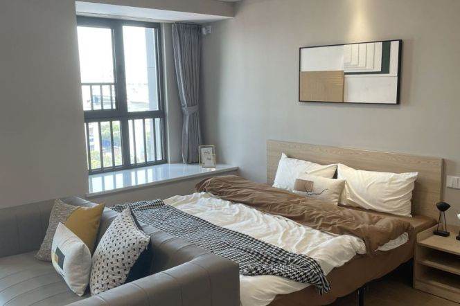 1br, subway L4 Tangqiao, Near Bund, New,Key, 6.9K