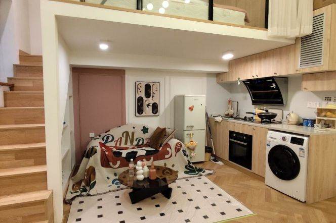 Spacious and modern one bedrooms near iapm 