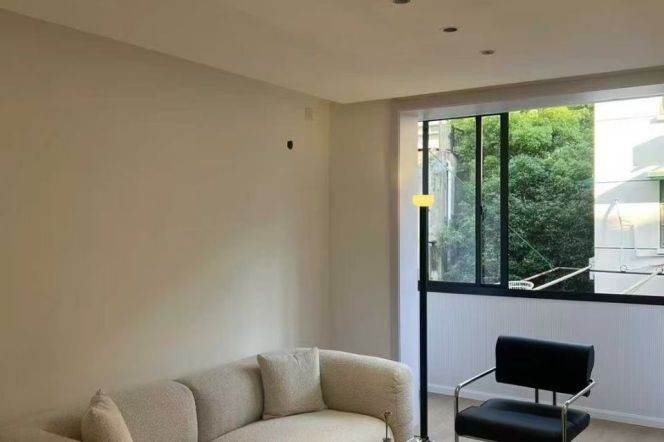  bright decent 1br Nr xujiahui M1/9/11