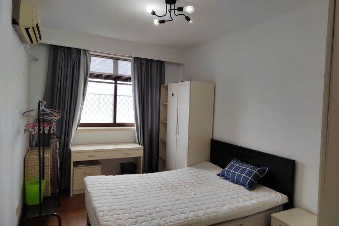 ECNU 1 stop to Jiaotong university station jiangsu lu 2/11