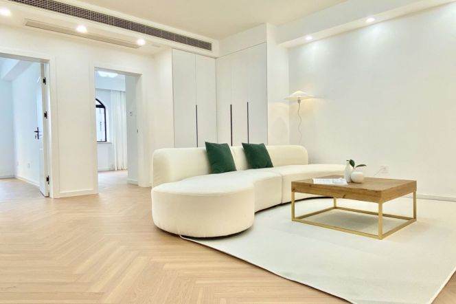 Elevator 2br-Yanping Road-8 minutes to Line 2/7/14-Jing'an Temple