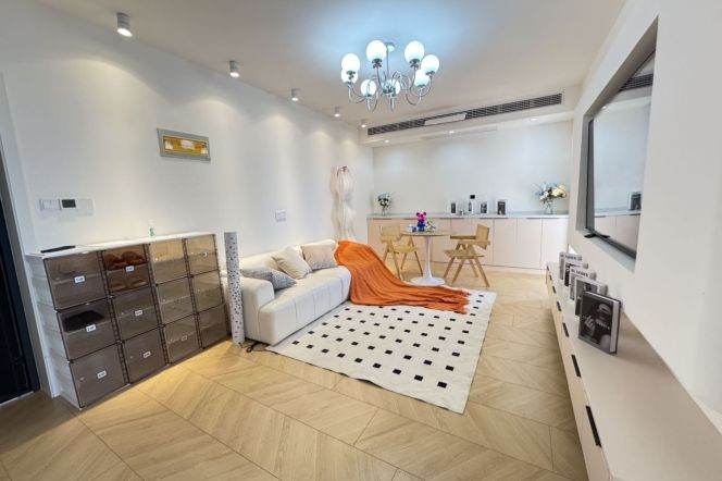 14.5k Brand new 2Br 1 Study with floor heating Nr Xujiahui line1/9/11