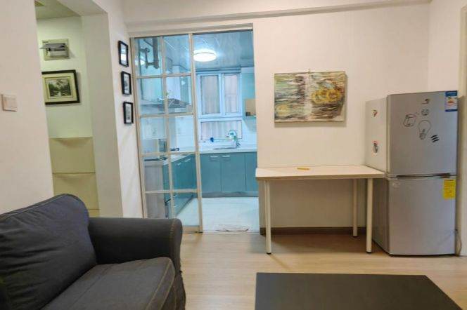 Good price 1 br next L 1 HengShan Rd st. easy to L10 ShangHai Library St.