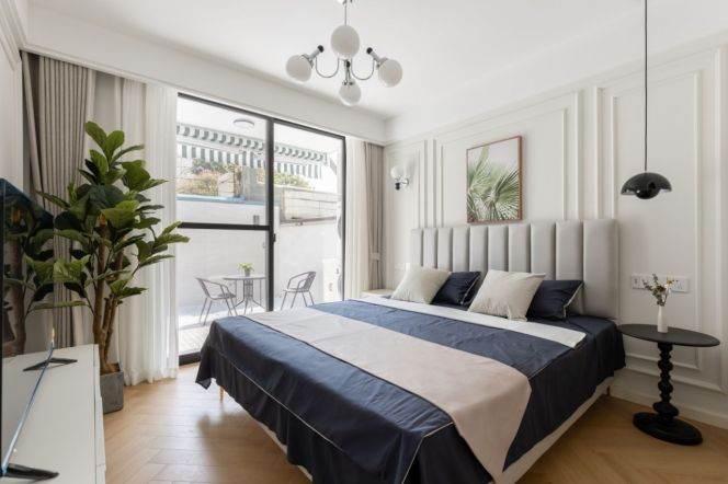 Beautiful 3br with Garden @Line 1/10/12 South Shanxi Road St.