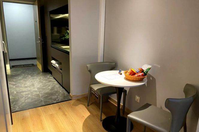 1Loft near line 8 and  SISU(ESSCA) can both long and short term lease