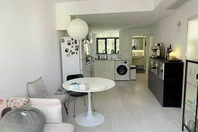 Jiaotong University Station 2Br Line10/11