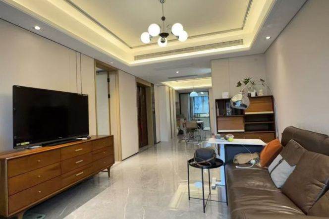 Morden&Bright 3Bdrs 2Baths/Floor heating/140sqm @Longbai Xincun &Line 10