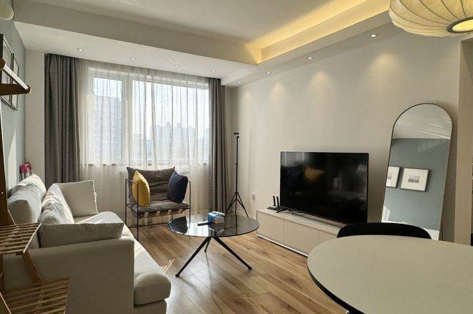 Modern 1Br | Hongqiao rd metro L3/4/10 | 5F elevator | Central AC + Wall heating+cloakroom