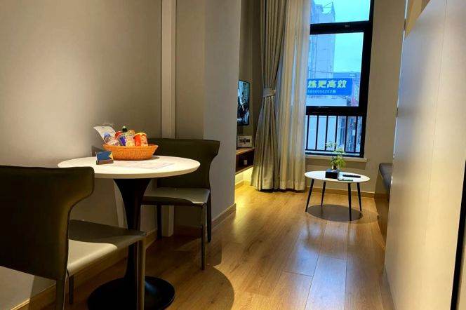 1Loft near line 8 and  SISU(ESSCA) can both long and short term lease