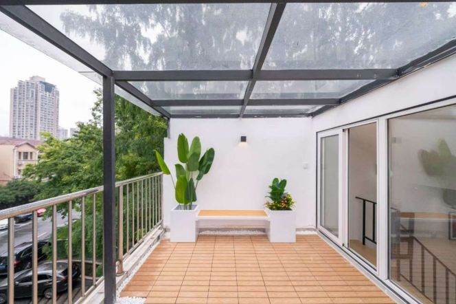 Jiashan Rd Station 1Br with Terrace Line9/12