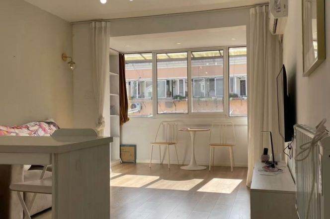 Modern&Spacious&Quiet 1Bdr 1Bath Apt+Wu Ding Rd+L7 Chang Ping Rd+6F Walk Up