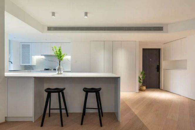 Modern 3brs with floor heating in central Xuhui