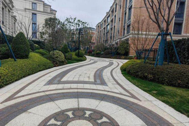 High Quality 4 br(225 sqm) with floor heating+Pool Gym near Wellington Shanghai, L6/8/11