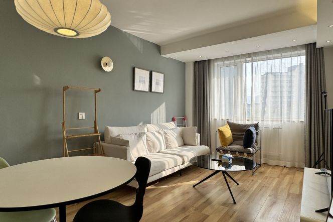 Modern 1Br | Hongqiao rd metro L3/4/10 | 5F elevator | Central AC + Wall heating+cloakroom