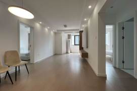 Elevator Spacious 2Br/2Lr/1Bt Close to L2/3/4 Zhongshan Park Metro Station 