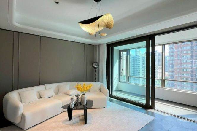modern big brand new 3brs floor heating near The Bund good quality 45K