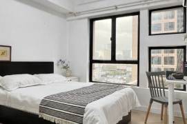 Bright room near Hanzhong rd, close to TJU, short/long lease available now