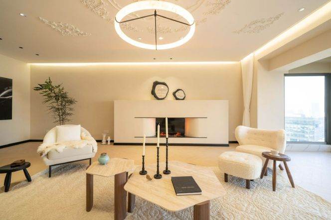 Shimao Riviera Garden spacious 5br/3bt@Lujiazui with  Panoramic river view
