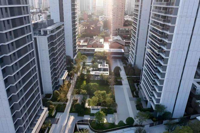 modern 4brs floor heating open balcony flexible furniture open kitchen near Jing an temple 