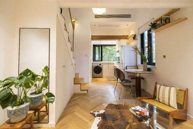 Modern designed 1br loft apt W/flr heating Taiyuan Rd