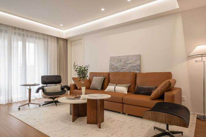 The Palace spacious bright 3br/2bt@jiashan rd quality compound open balcony 