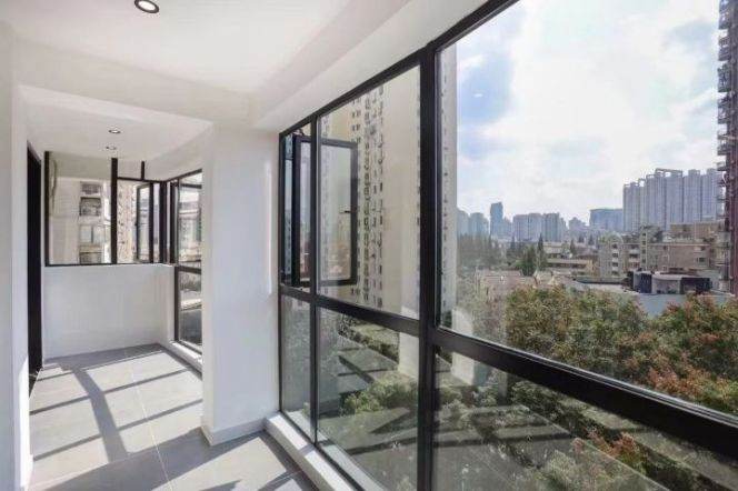 Jiangsu Rd Station Elevator 2Br/2Bath Line2/11