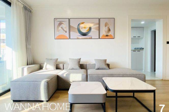 Garden Compound/Gubei Area/Elevator/Balcony/Bathtub/Large Storages/Cozy3br2bt