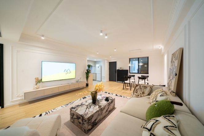 modern 2brs floor heating modern furniture near line 3,4 and big park only 15.5K