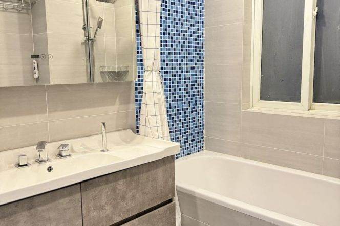 modern big 3brs floor heating modern furniture near su zhou river line 2,12,13 only 15.5K