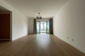 modern 3brs balcony nice wooden floor in most popular compound Jing an temple line 2,7,14