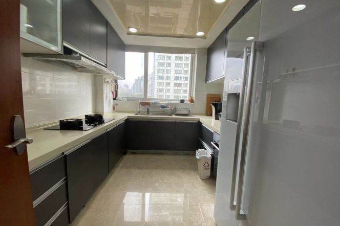 4+1 Rooms, 2 Baths with Open Balcony, Gym, Swimming pool, 228 sqm @ Jiangsu station L2&11