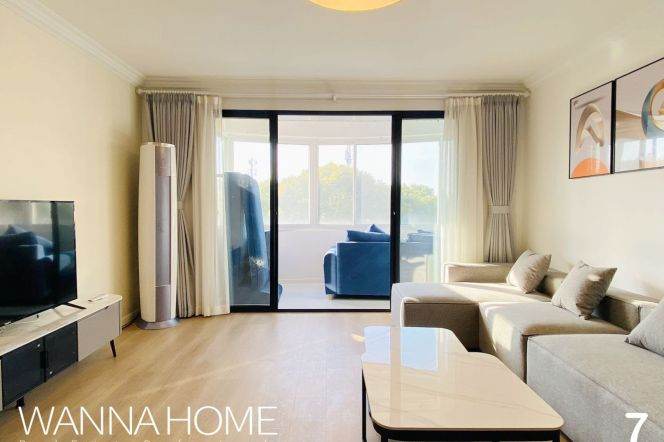 Garden Compound/Gubei Area/Elevator/Balcony/Bathtub/Large Storages/Cozy3br2bt