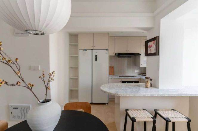 Creamy-Style 3BR 2BA Elevator Apt next to Changshou Rd Station