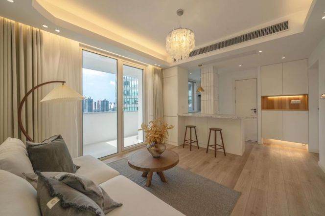 modern big 1 bedroom floor heating open balcony near west nan jing road CBD only 13.9K