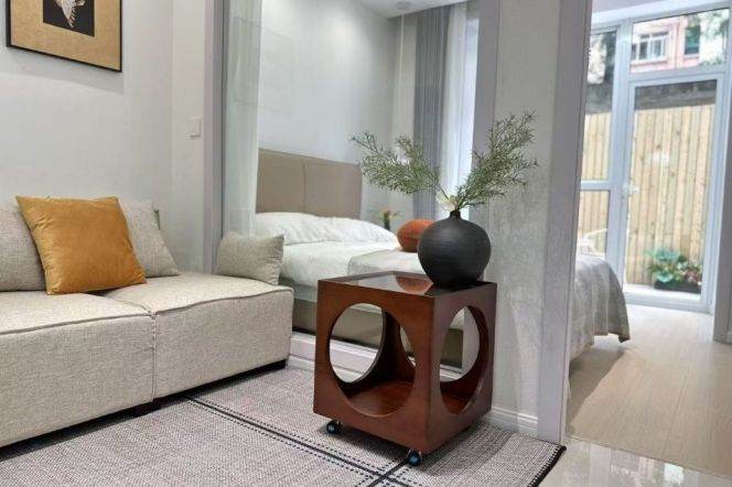1br, subwayL2,14 south Pudong, Key, Near malls, key, 6.4k