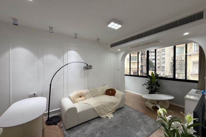 Spacious Separate 1Br/2Lr/1Bt Close to L2/3/4 Zhongshan Park Metro Station 