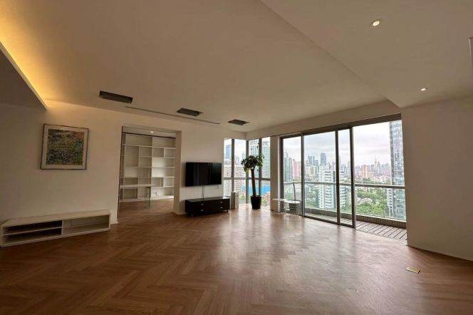 modern 4brs floor heating open balcony nice view in top 5 compound downtown
