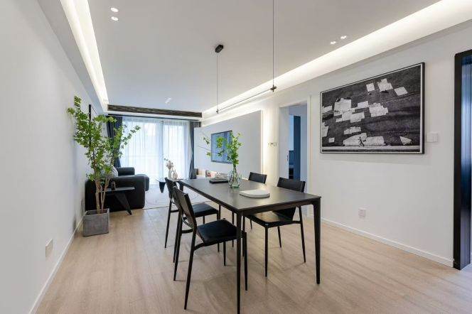 Good view 2brs&2baths with balcony near Dapuqiao