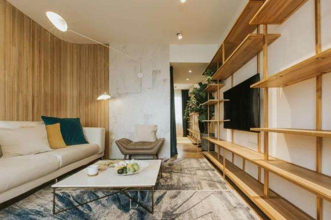 jing'an temple elevator 1BR/big living room@L2/7