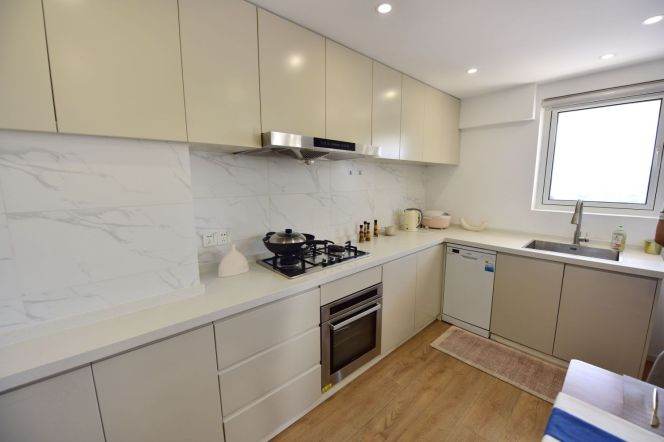 Spacious Springdale Garden 2BR+2BA with Balconies/Floorheating 19.8K 