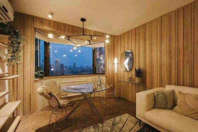 jing'an temple elevator 1BR/big living room@L2/7