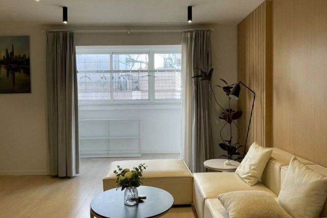 Elevator 3br-Zhenning Road-4 minutes to Line 2/11-Jiangsu Road